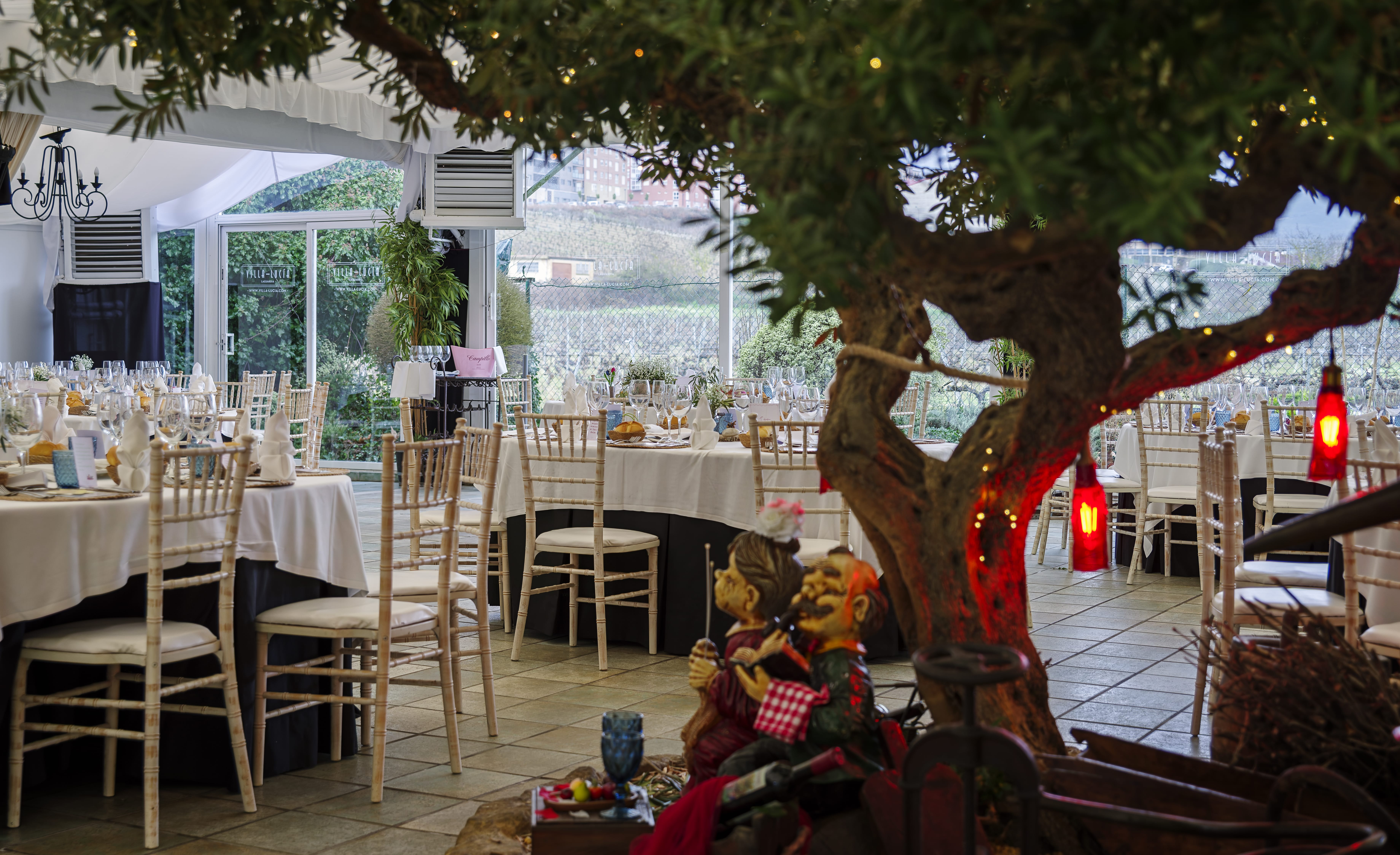 montaje boda en carpa Villa-Lucía