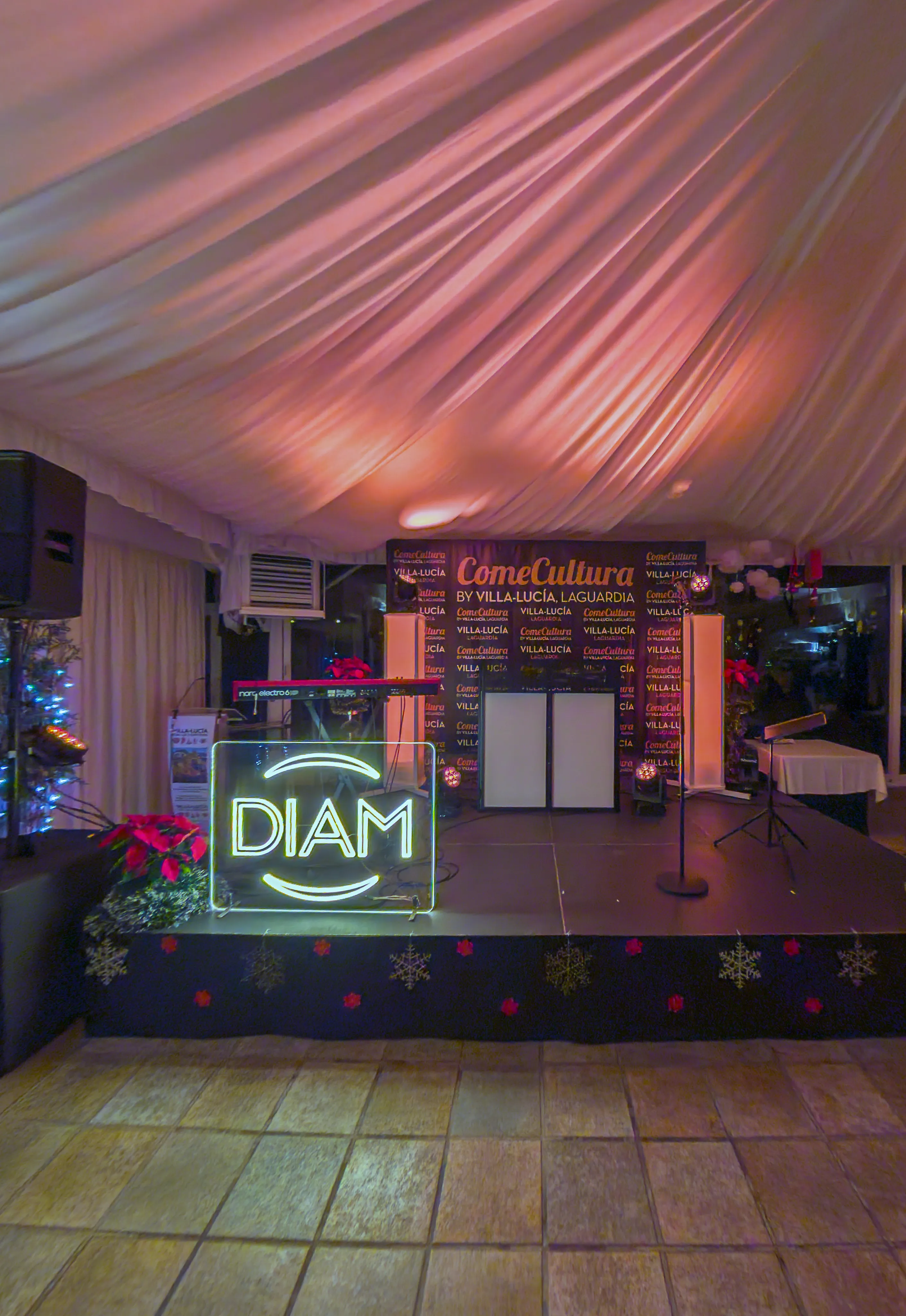 Detalle del evento empresarial de DIAM en Villa-Lucía, con fotografía profesional para documentación corporativa.