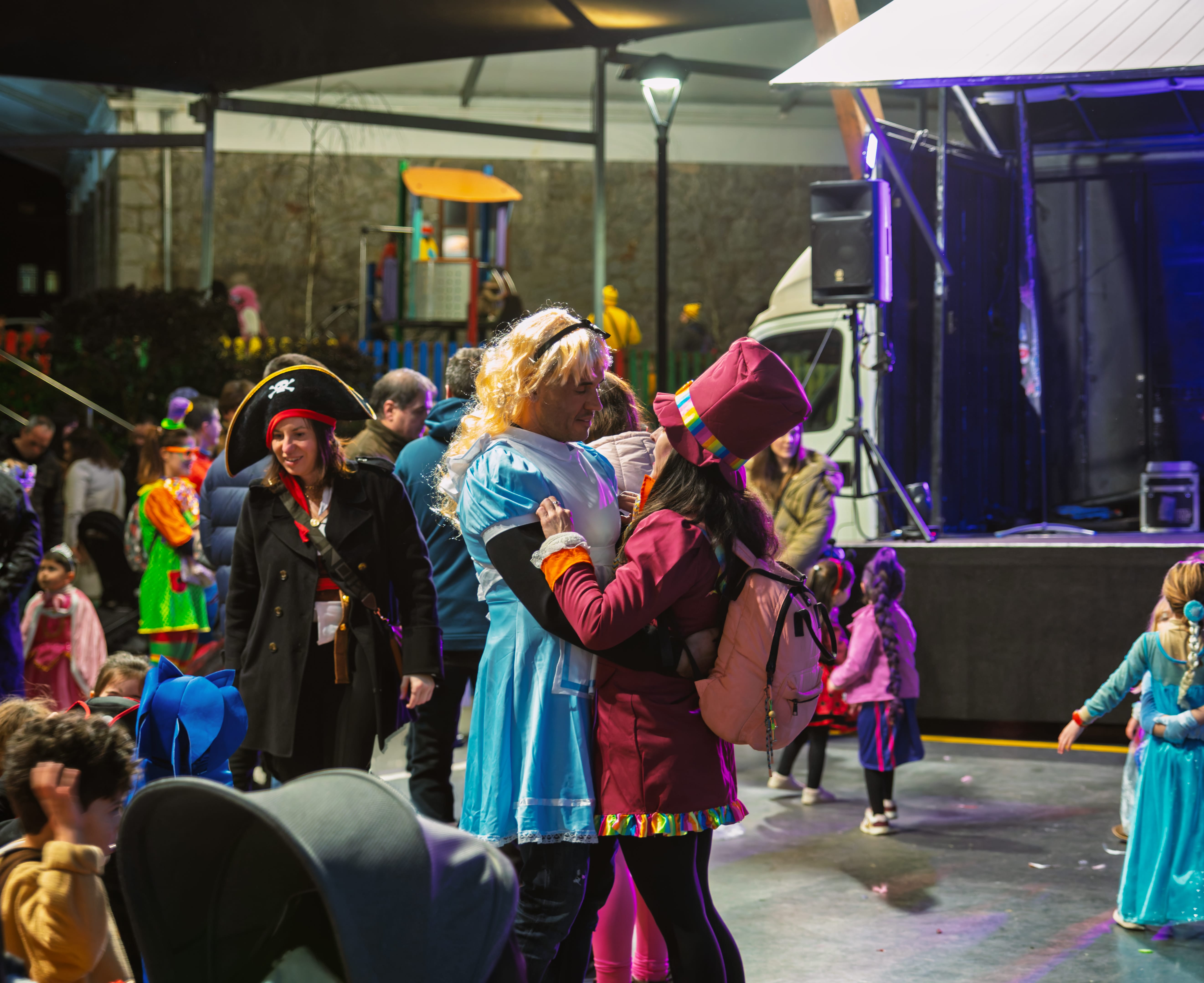 Desfile carnaval Sanfuentes Bizkaia disfraces originales