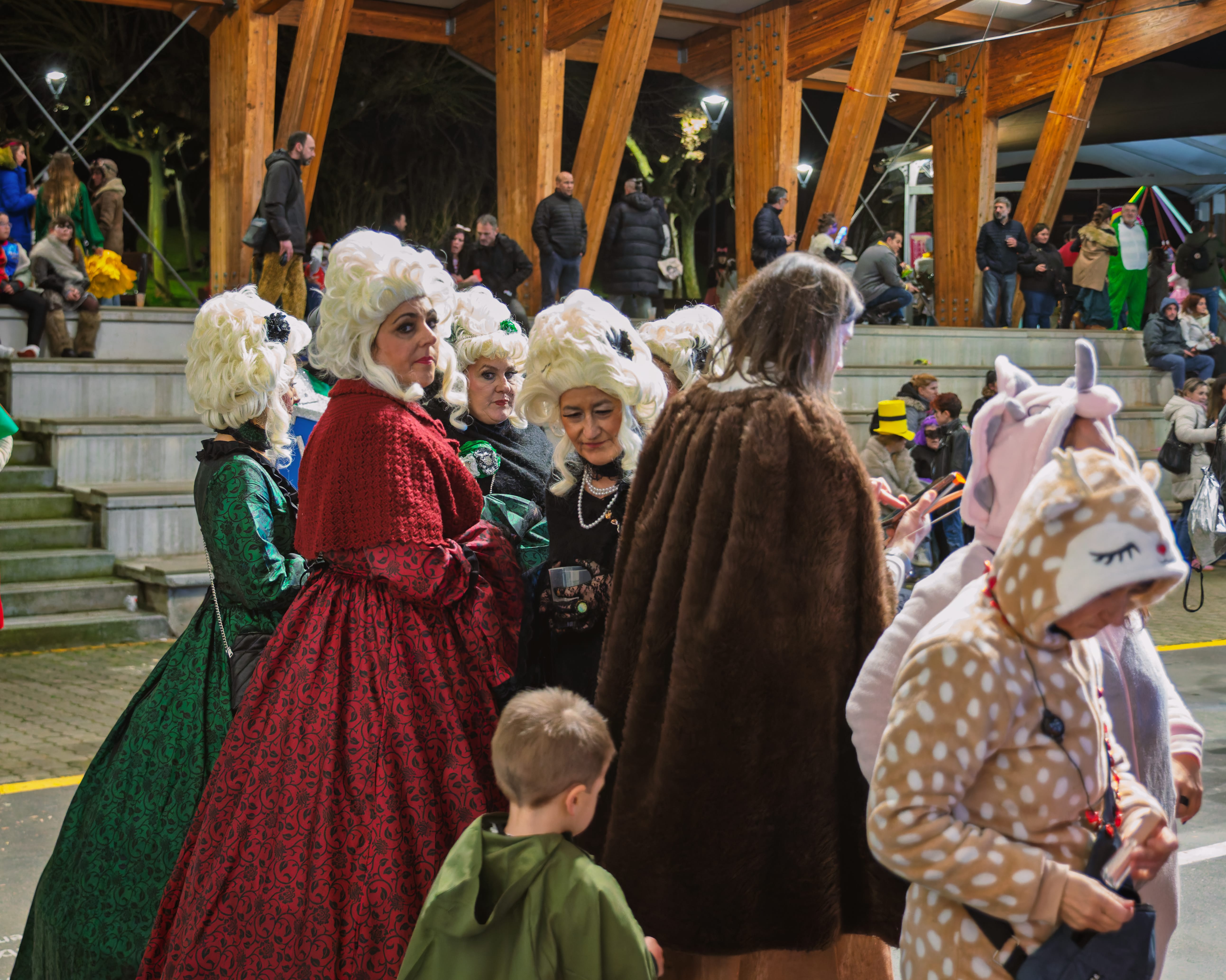 Desfile carnaval Sanfuentes Bizkaia con disfraces originales 2026
