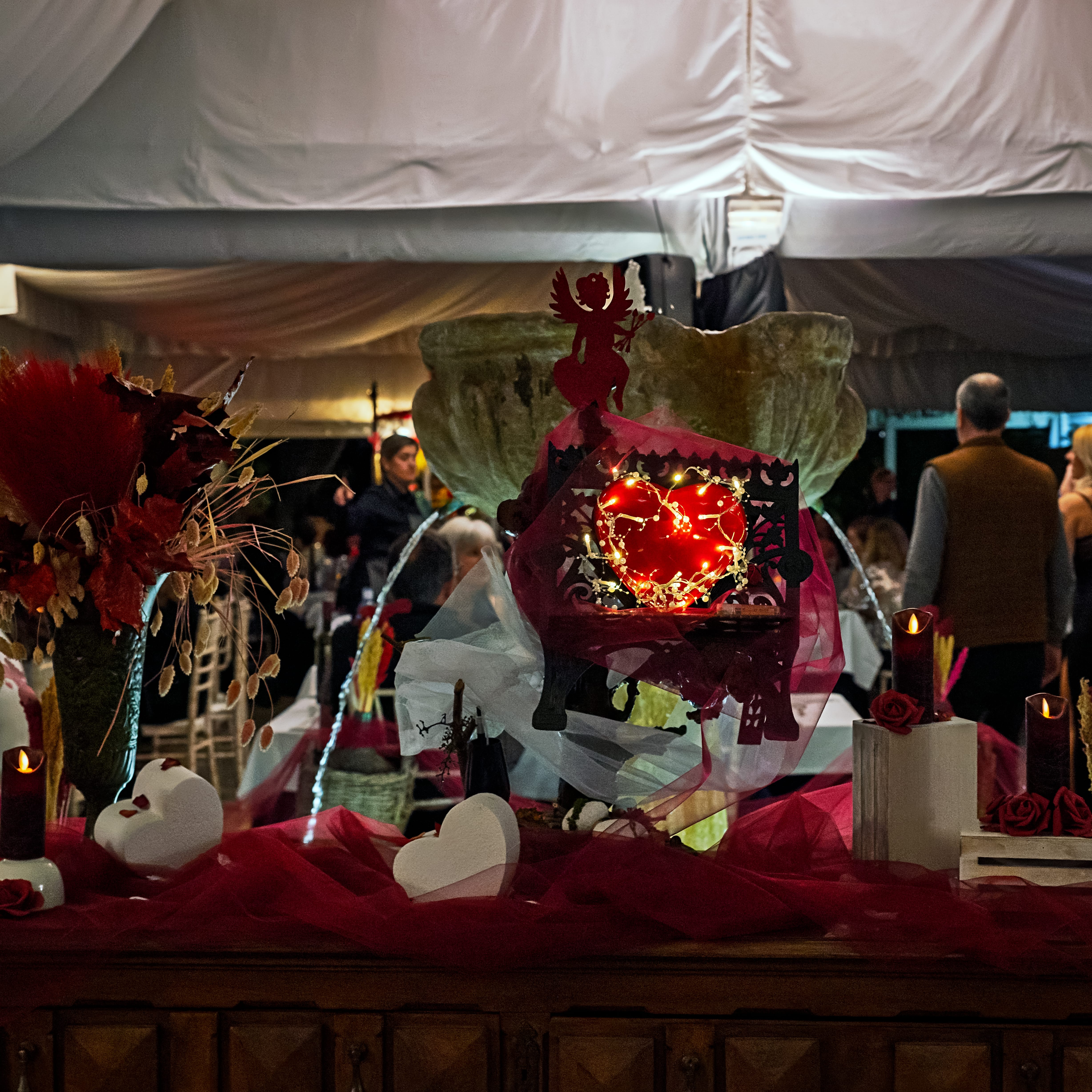 San Valentín Ochentero Villa-Lucía Laguardia